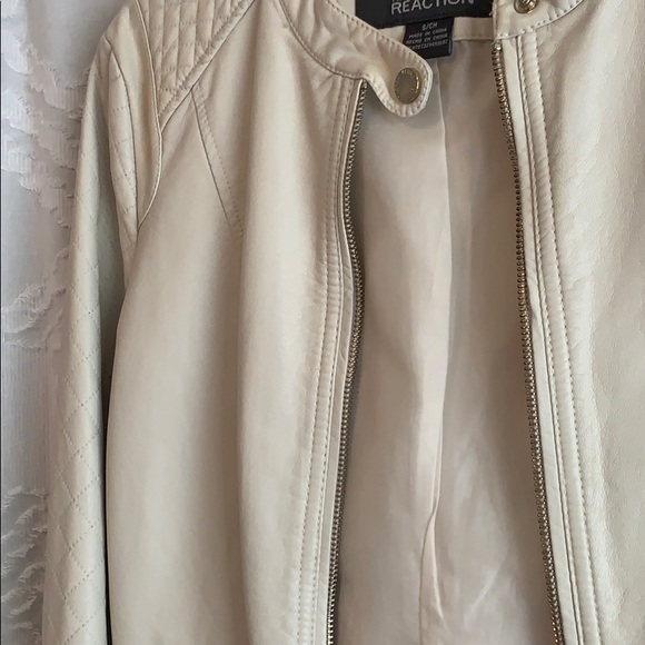 Jacket - Picture 3 of 3